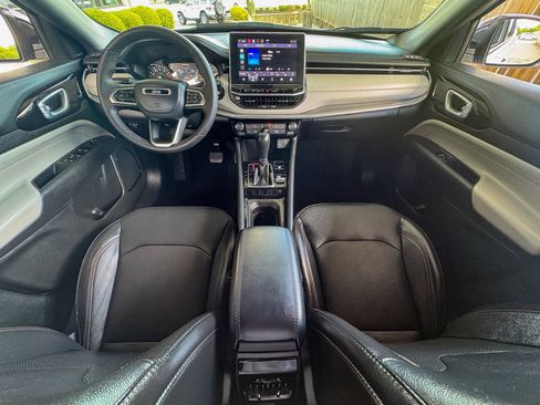 Used 2023 Jeep Compass Limited AWD/4WD image 27