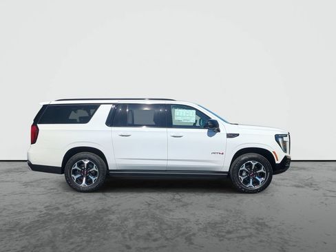 New 2026 GMC Yukon XL AT4 w/ AT4 Premium Plus Package AWD/4WD image 9