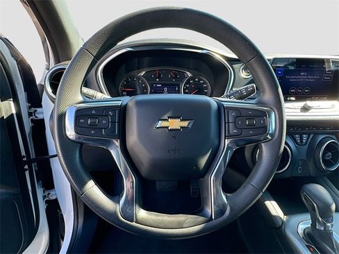 Used 2022 Chevrolet Blazer LT image 11