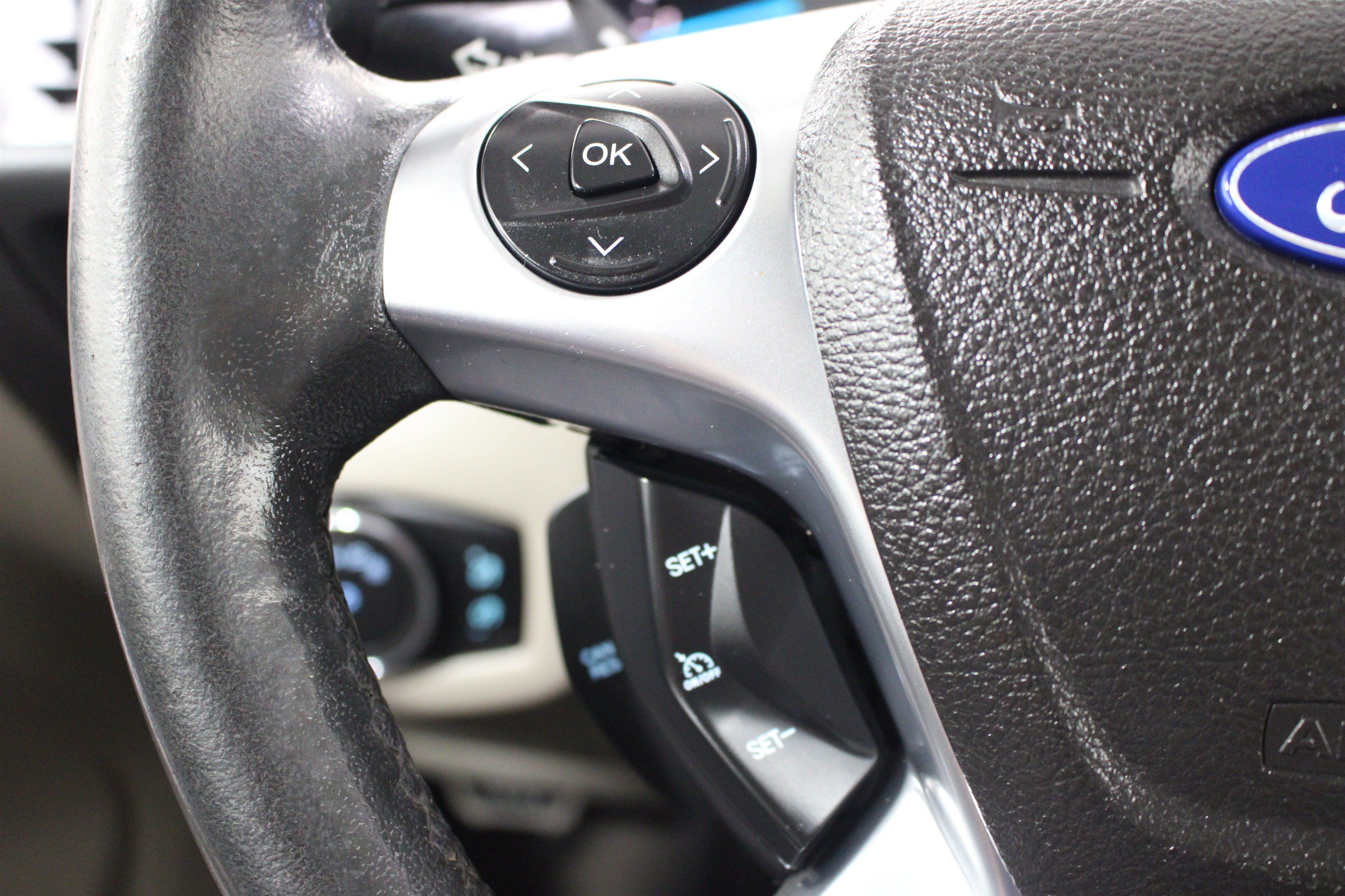 Used 2014 Ford Transit Connect Titanium FWD image 11