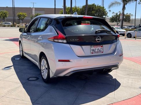 Certified 2023 Nissan Leaf S FWD image 6