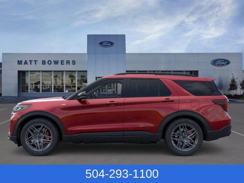 New 2026 Ford Explorer ST-Line w/ ST-Line Street Pack image 3