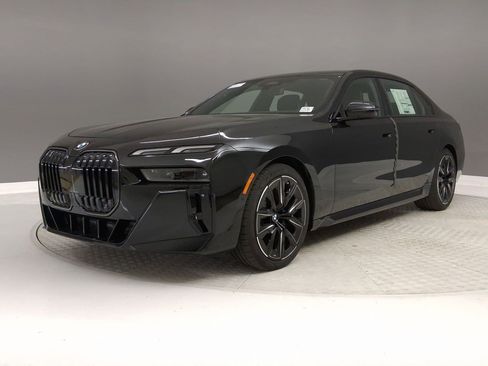 New 2026 BMW 740i 740i w/ Premium Package image 31