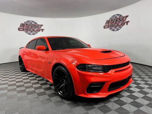 Used 2020 Dodge Charger Scat Pack RWD image 9