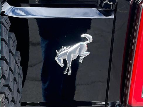 Used 2025 Ford Bronco Badlands image 29