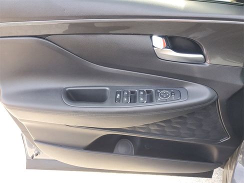 Used 2022 Hyundai Santa Fe SEL image 18