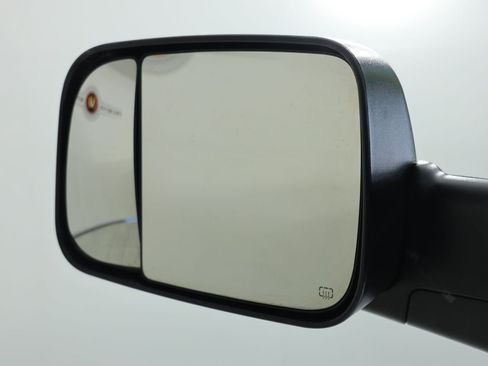 Used 2022 RAM 3500 Tradesman AWD/4WD image 17