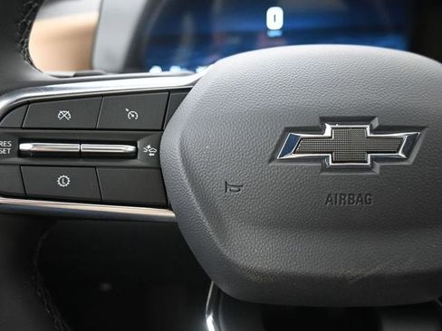 New 2026 Chevrolet Equinox ACTIV w/ Convenience Package III AWD/4WD image 27