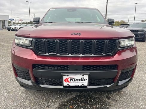 New 2025 Jeep Grand Cherokee L Altitude AWD/4WD image 2