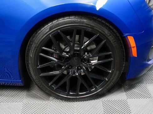 Used 2019 Chevrolet Camaro SS image 38