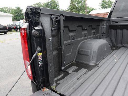 Used 2024 GMC Sierra 1500 Elevation w/ Elevation Premium Package AWD/4WD image 31