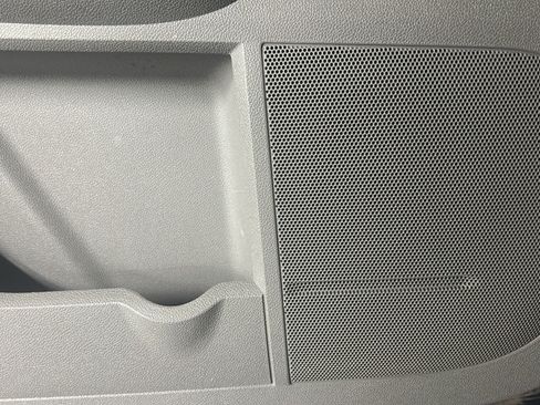 Used 2015 Chevrolet Traverse LS FWD image 14