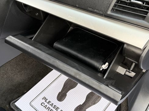 Used 2011 Subaru Outback 2.5i Premium image 8