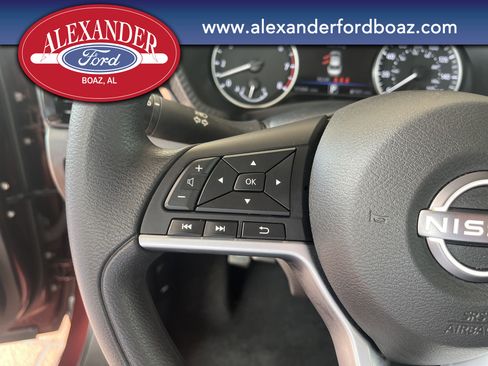 Used 2024 Nissan Sentra SV image 19