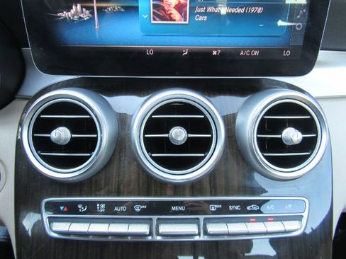 Used 2019 Mercedes-Benz C 300 Sedan image 45