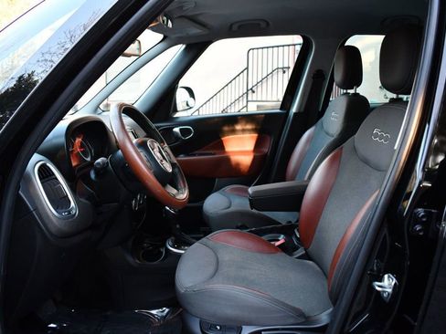 Used 2014 FIAT 500L Trekking w/ Popular Equipment Group image 22