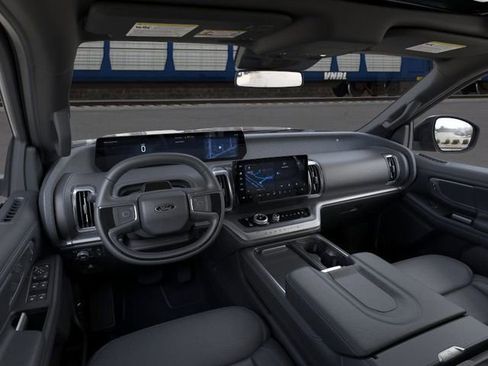 New 2025 Ford Expedition Platinum w/ Stealth Performance Package image 9