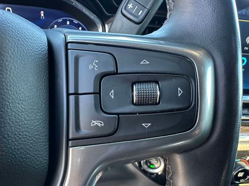 Used 2024 Chevrolet Silverado 3500 LT w/ Convenience Package image 14