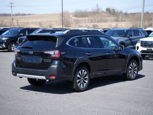 Used 2023 Subaru Outback Touring XT AWD/4WD image 5