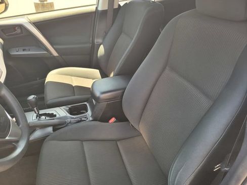 Used 2018 Toyota RAV4 LE w/ All Weather Liner Package FWD image 11