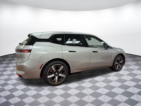 New 2026 BMW iX xDrive45 image 9