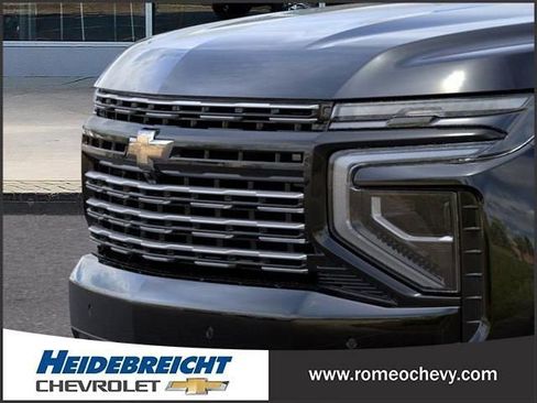 New 2025 Chevrolet Suburban High Country image 14