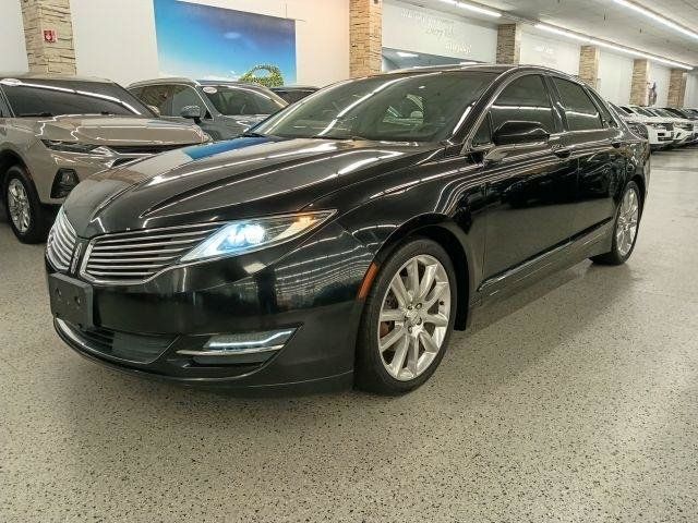 Used 2016 Lincoln MKZ w/ Equipment Group 200A Select FWD image 2