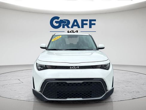 Used 2024 Kia Soul LX w/ Option Group 015 FWD image 12
