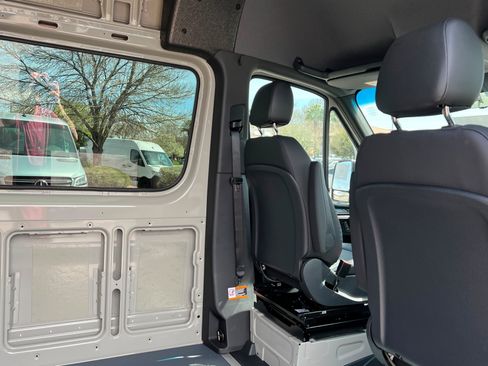 New 2026 Mercedes-Benz Sprinter 2500 image 20
