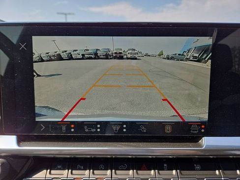 New 2026 Chevrolet Silverado 1500 LTZ image 32