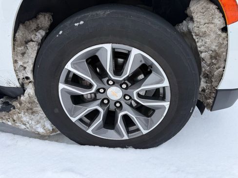 Used 2023 Chevrolet Tahoe LT w/ Luxury Package image 10