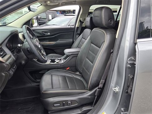 Certified 2023 GMC Acadia Denali w/ Denali Ultimate Package image 12