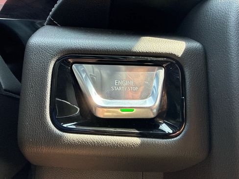 Certified 2025 GMC Yukon Denali AWD/4WD image 20