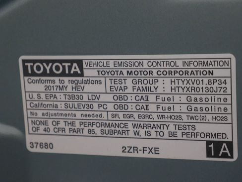 Certified 2017 Toyota Prius Two w/ Carpet Mat Package FWD image 28