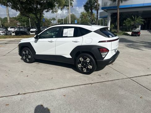 Used 2025 Hyundai Kona SEL FWD image 17