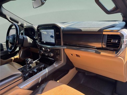 Used 2021 Ford F150 Lariat w/ Equipment Group 502A High image 32