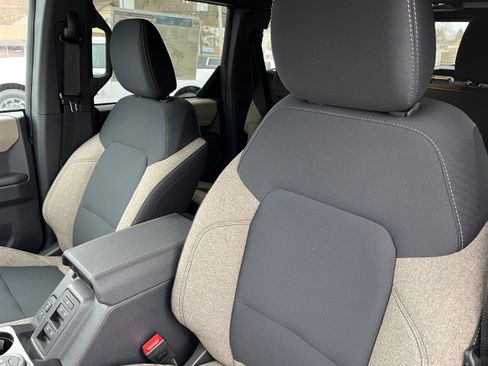 New 2025 Ford Bronco Big Bend image 8