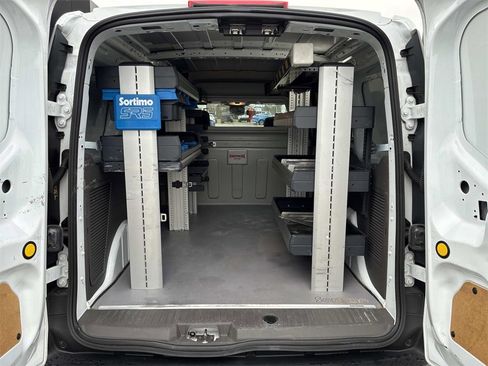 Used 2023 Ford Transit Connect XL image 14