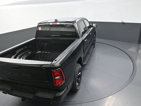 New 2026 RAM 1500 Express AWD/4WD image 17
