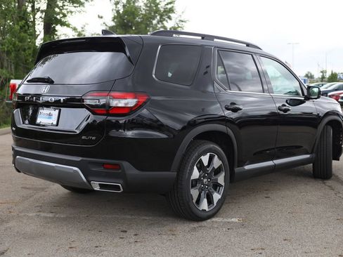 New 2026 Honda Pilot Elite image 6