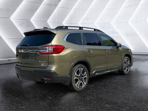 Used 2023 Subaru Ascent Touring AWD/4WD image 6