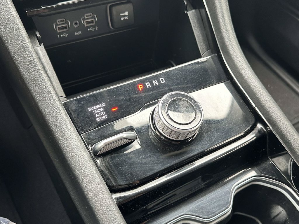 Used 2023 Jeep Grand Cherokee L Limited AWD/4WD image 26