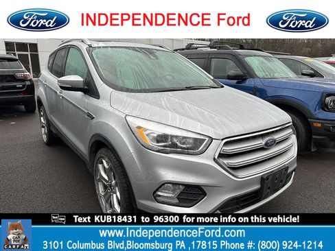 Used 2019 Ford Escape Titanium image 1