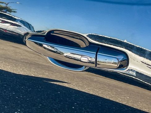 Certified 2023 Chevrolet Camaro LT image 13