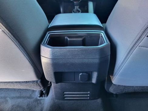 Used 2025 Toyota Tacoma TRD Off-Road image 22