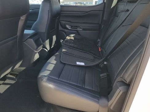 New 2025 Ford Ranger Lariat w/ FX4 Off-Road Package image 7