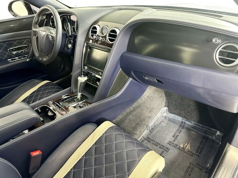 Certified 2017 Bentley Flying Spur S W12 image 2
