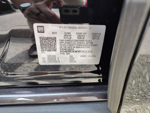Used 2023 Buick Enclave Premium w/ Experience Buick Package FWD image 24