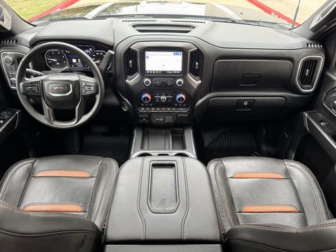 Used 2020 GMC Sierra 2500 AT4 w/ AT4 Premium Package image 21