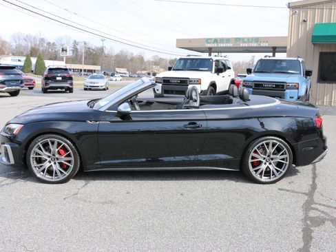 Used 2021 Audi S5 Premium Plus w/ Premium Plus Package image 2